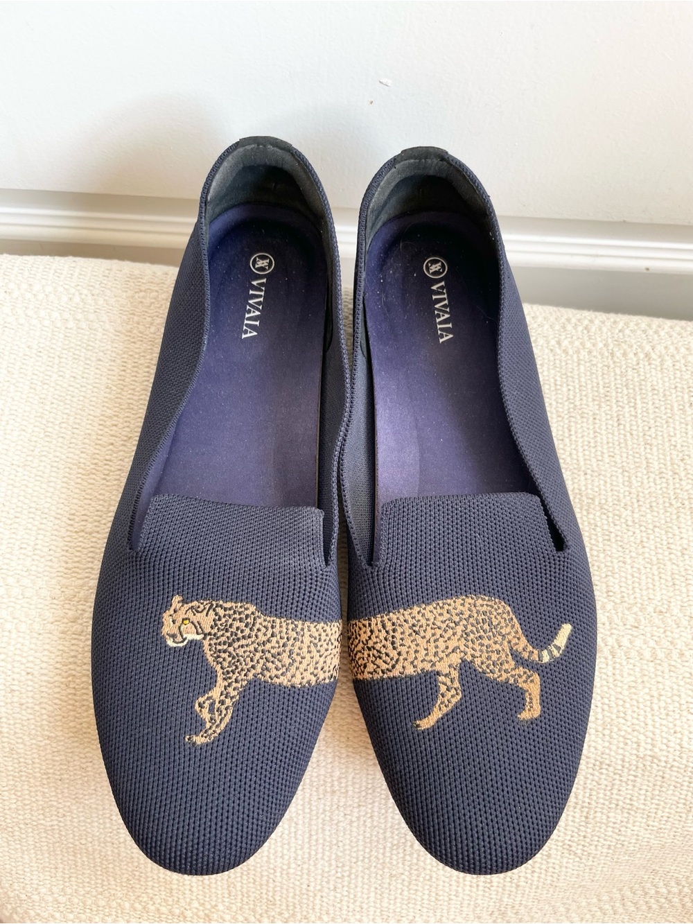 VIVAIA Audrey Round-Toe Embroidered Loafers Leopard Embroidery Size 43